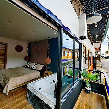 Habitacion Deluxe 2 Con Jacuzzi A 20 Mt Del Parque Salento Zewnętrze zdjęcie